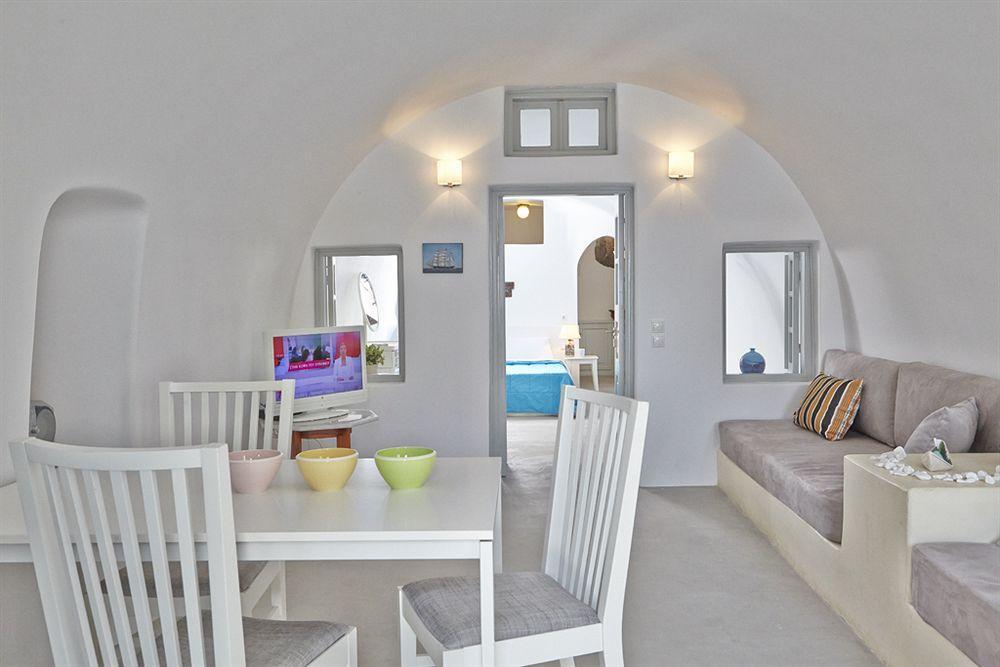 Liakada Oia Suites Zewnętrze zdjęcie