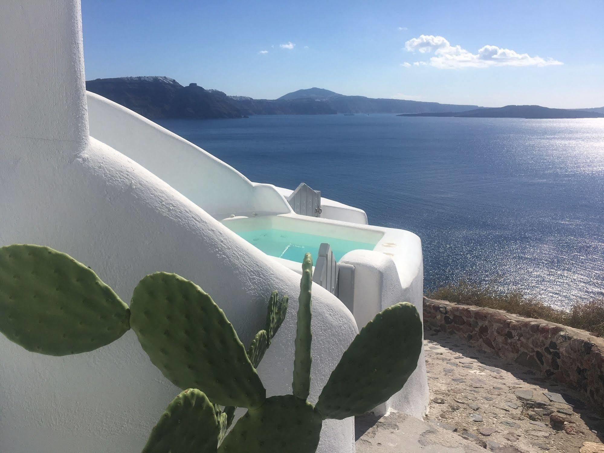 Liakada Oia Suites Zewnętrze zdjęcie