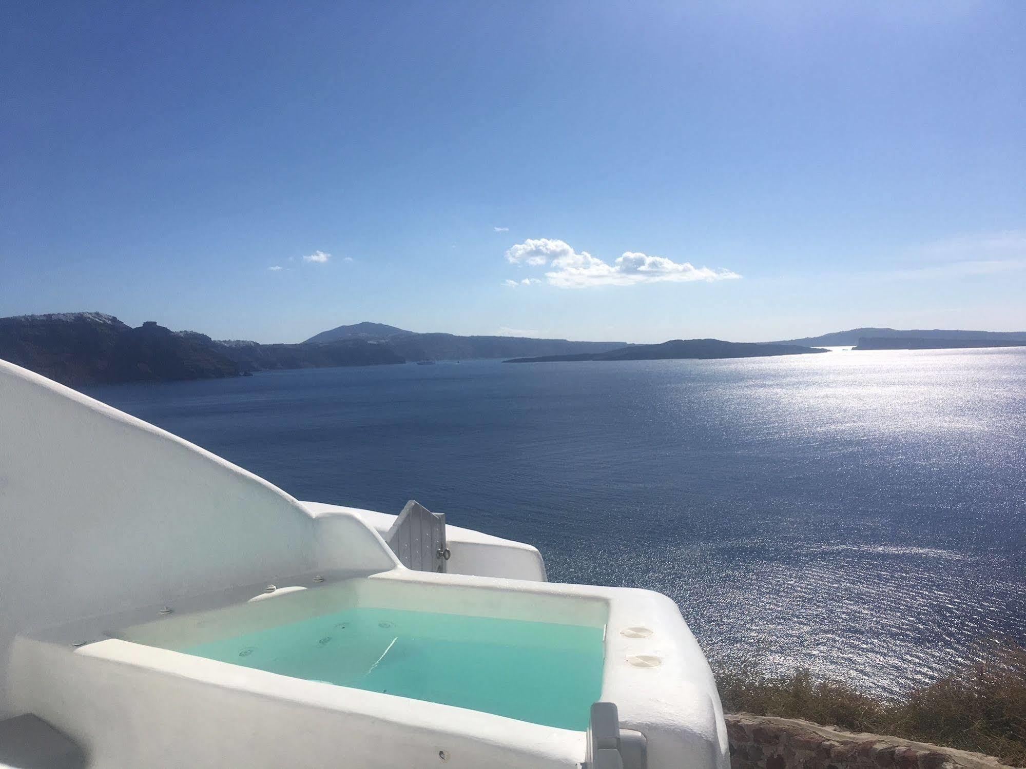 Liakada Oia Suites Zewnętrze zdjęcie