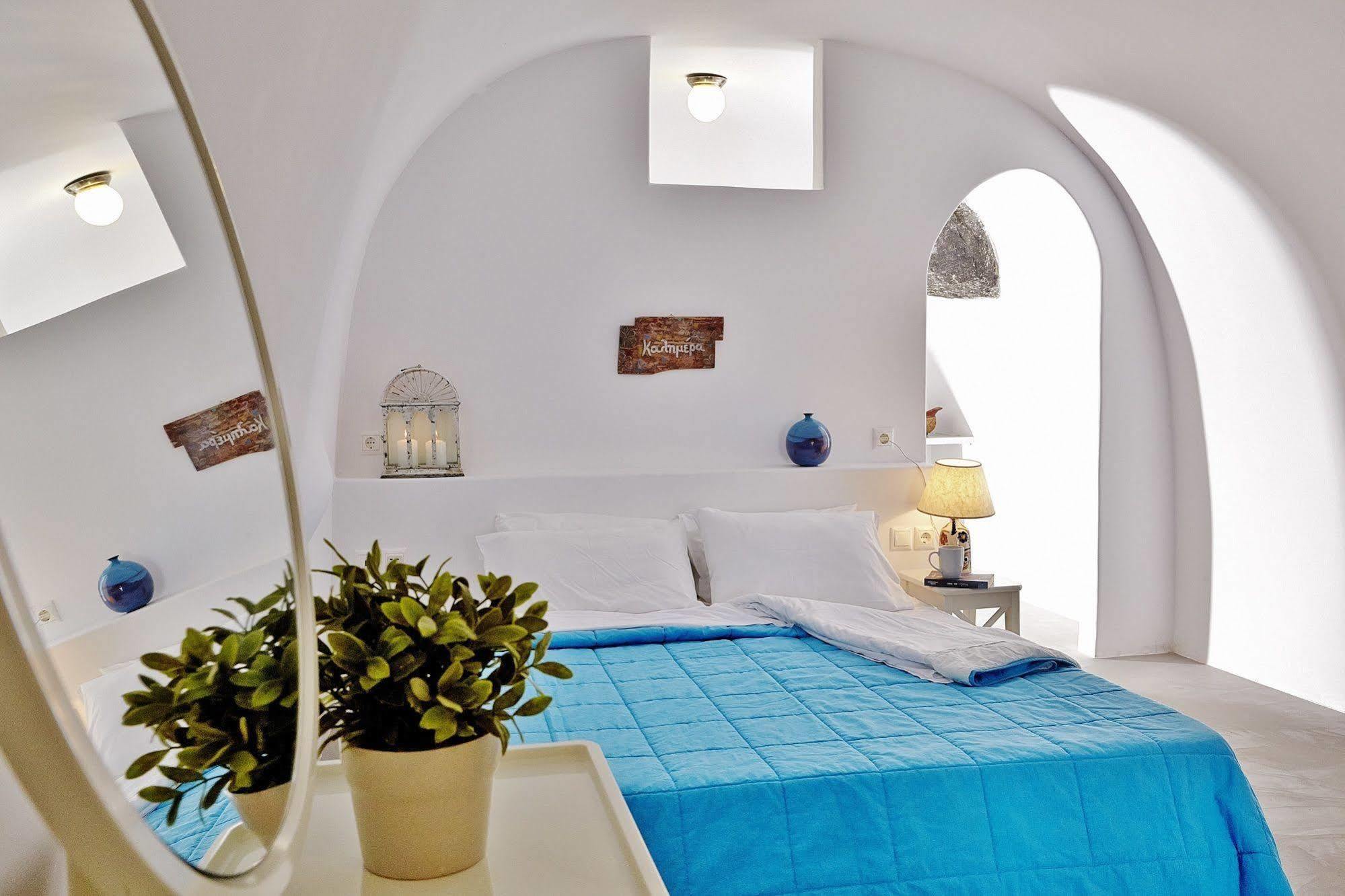 Liakada Oia Suites Zewnętrze zdjęcie