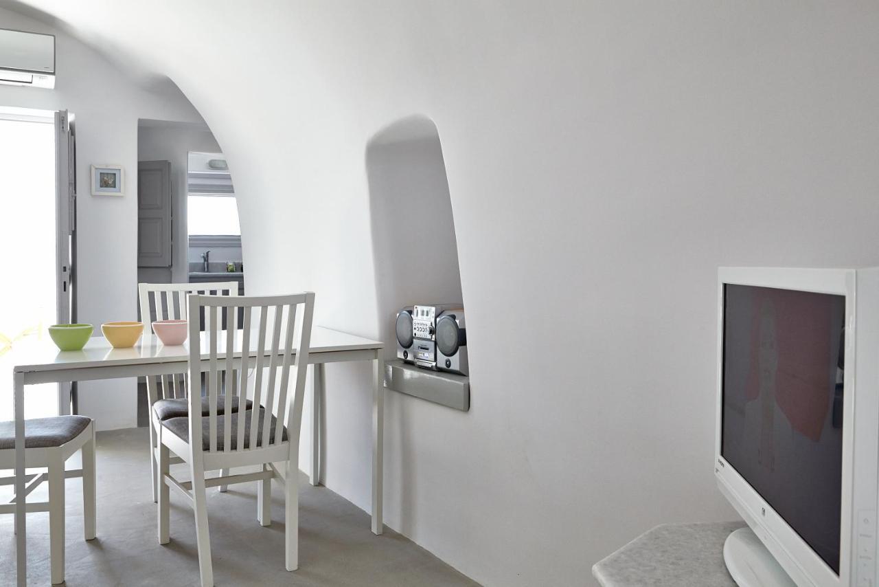 Liakada Oia Suites Zewnętrze zdjęcie