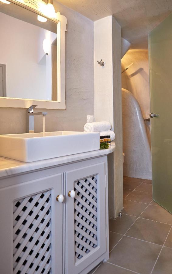 Liakada Oia Suites Zewnętrze zdjęcie
